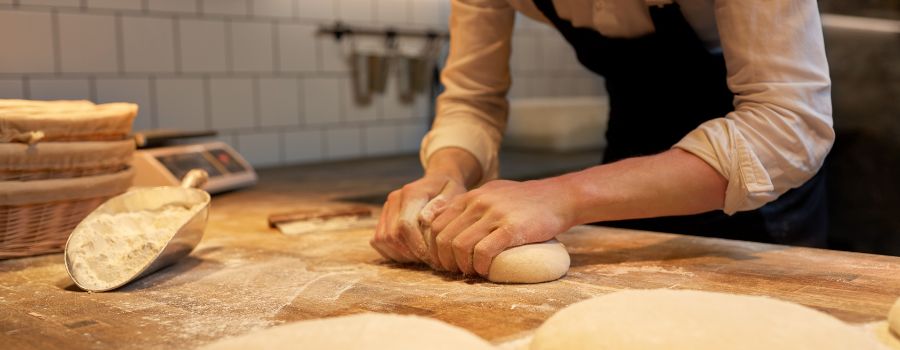 Faire son pain maison avec notre pain de petit épeautre recette.